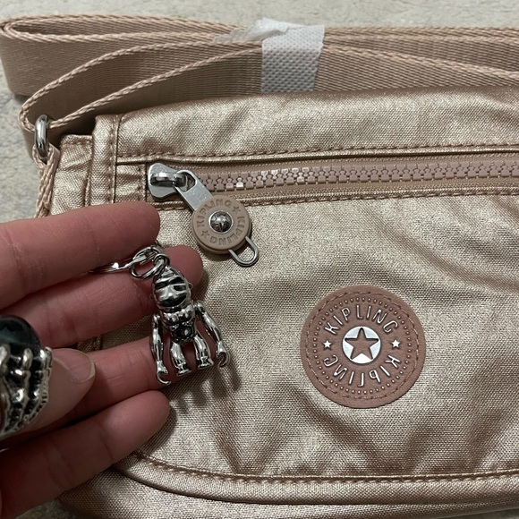 NWT Kipling Sabian Mini Crossbody Bag Metallic Rose Gold 7.75''x 5.75'' X 3.25” - Picture 7 of 12